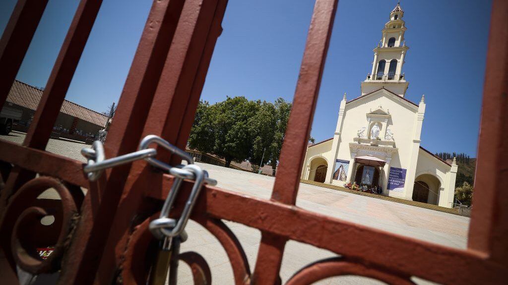 06 DE DICIEMBRE DE 2020/VALPARAISOVista del Santuario de Lo Vasquez cerrado, en la previa al feriado de la Inmaculada Concepcion. Las autoridades establecieron la prohibicion de peregrinar al santuario, para evitar brotes de Coronavirus. 
FOTO: LEONARDO RUBILAR CHANDIA/AGENCIAUNO
