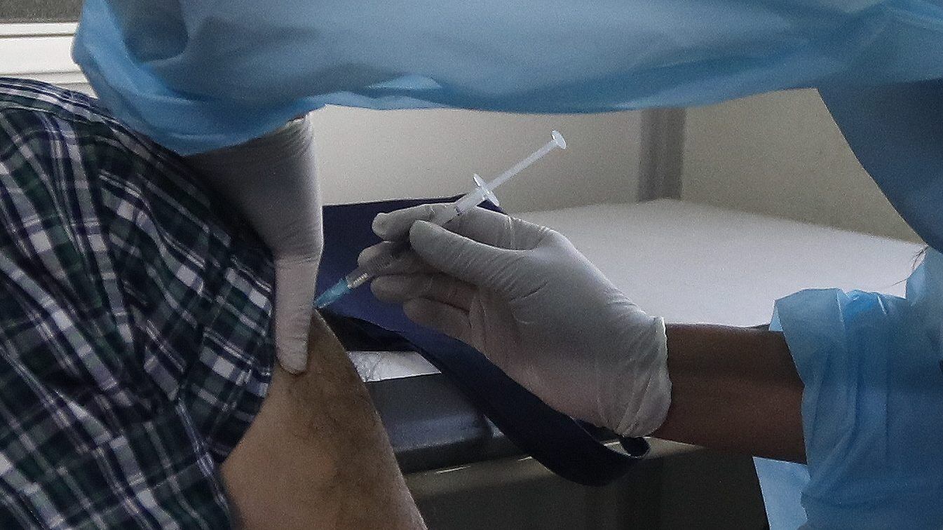 Vacunación contra el covid-19 comenzará este jueves