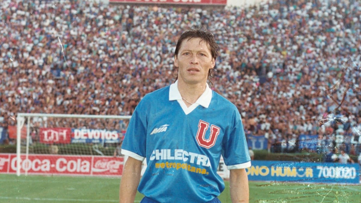 La U vuelve a estar de luto: muere Eduardo “Gino” Cofré, exdelantero y campeón del fútbol chileno con los azules
