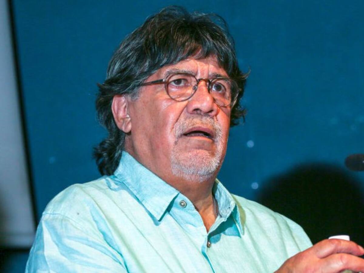 Escritor chileno Luis Sepulveda se encuentra en estado de extrema gravedad en España