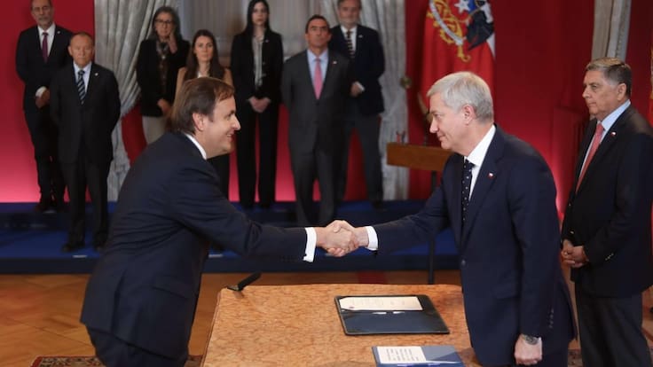 Nuevo ministro del Deporte fija sus prioridades tras asumir: “Quiero desarrollar el potencial inmenso que tiene Chile”