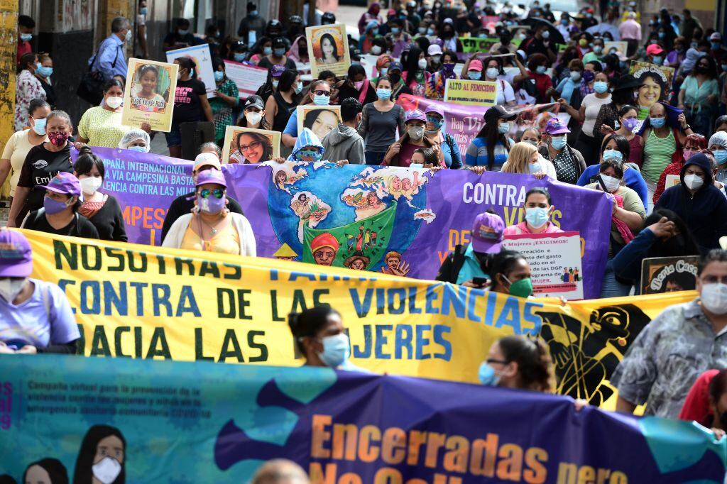 Manifestación de organizaciones sociales en Tegucigalpa