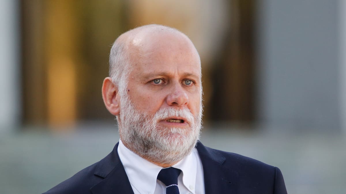 Elizalde arremete contra ministro Quiroz por megarreforma: “Sus ideas son ochenteras que han fracasado en el mundo”