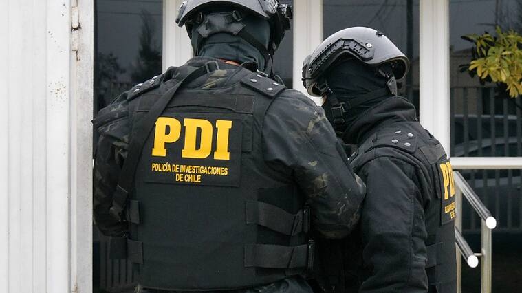 Violento ataque en Lanco deja dos personas heridas: atacantes llegaron a bordo de un vehículo