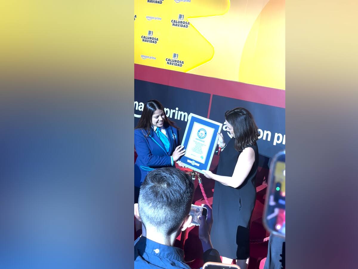 31 Minutos logra histórico Récord Guinness en la avant premier de su película “Calurosa Navidad”