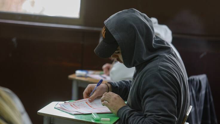 ¿Cómo evitar el estrés antes de la PAES? Psicóloga entrega tips para ordenar tu tiempo y bajar la ansiedad