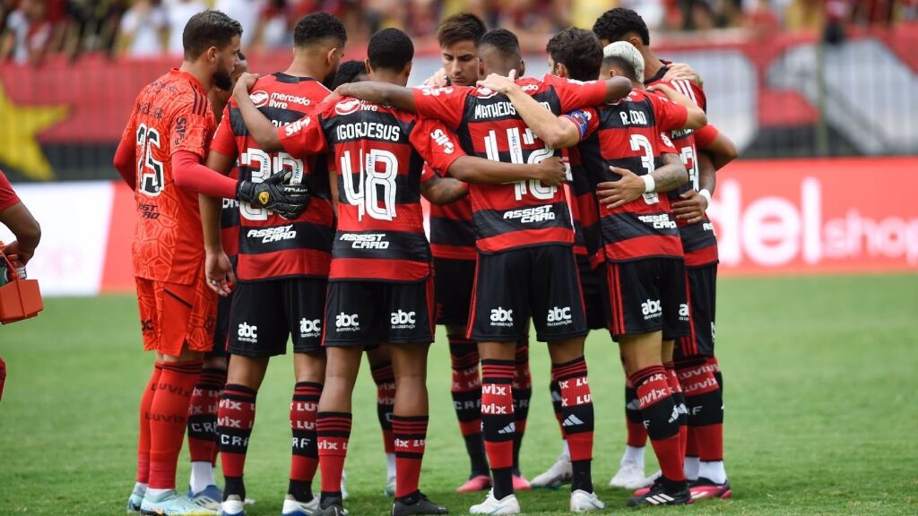 Erick Pulgar completa por primera vez un duelo completo en 2023 con Flamengo