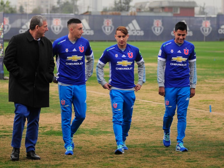 “Cuando llegué a la U, todo Chile me empezó a conocer y pensé que me las sabía todas, pero tomé decisiones...”