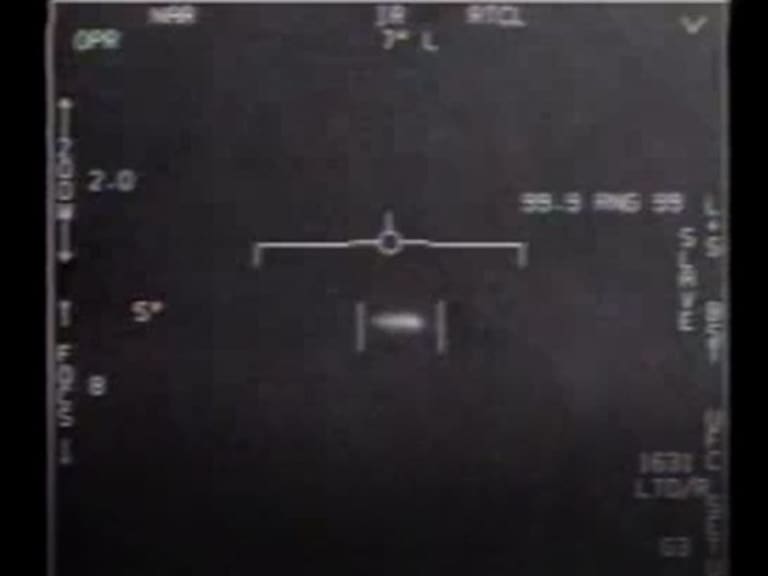 El Pentágono desclasificó tres videos de avistamientos de ovnis