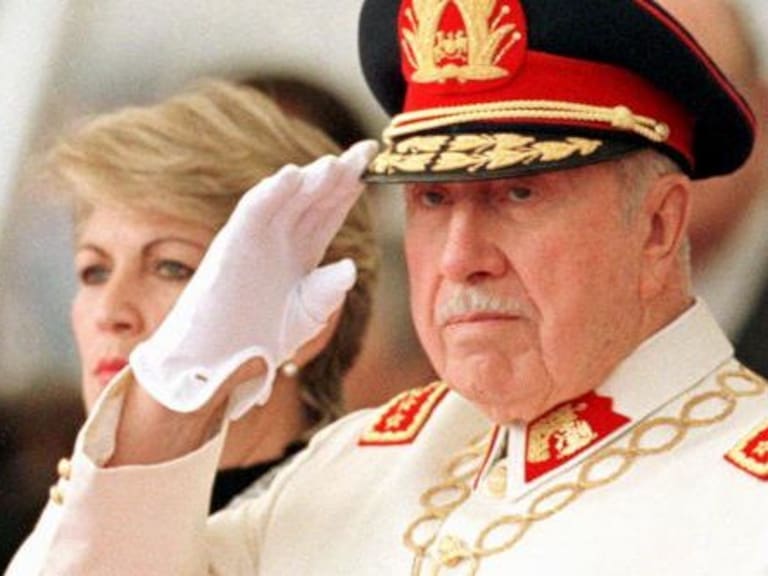 Augusto Pinochet no es más hijo predilecto de Arica