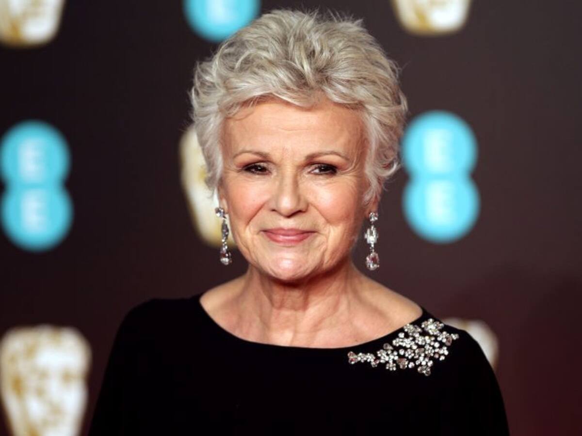 La reconocida actriz Julie Walters confesó que le diagnosticaron cáncer de intestino