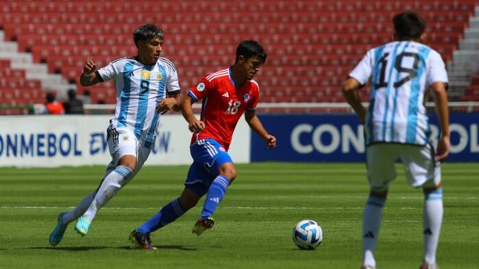 Chile no puede con Argentina y pierde su primera "final" en el hexagonal del Sudamericano Sub 17