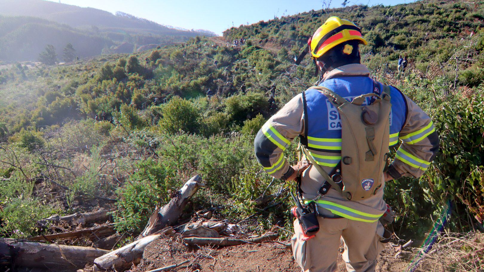 20 DE FEBRERO DE 2021 / LUBUPersonal de rescate en la búsqueda de Tomas niño de tres años desaparecido desde la tarde del miércoles.
FOTO: CAMILO SANHUEZA / AGENCIAUNO