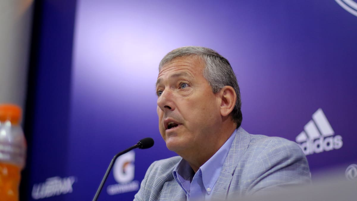 Heller se defiende por haber vendido acciones de Azul Azul a Sartor: “El proceso está en completo orden”