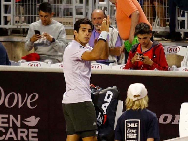 Con mucha angustia Cristian Garin se instaló en los cuartos de final del ATP 250 de Santiago