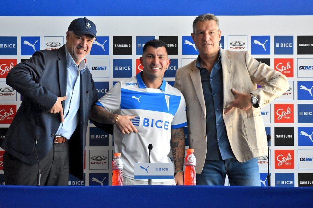 @Cruzados