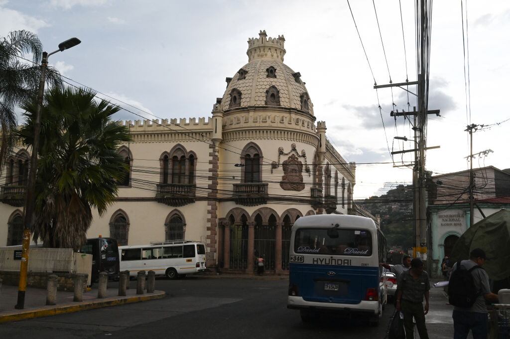 Imagen de la antigua casa presidencial de Honduras, en el centro de la ciudad de Tegucigalpa