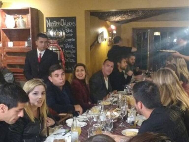 Colo Colo celebra la Supercopa en exclusiva cena