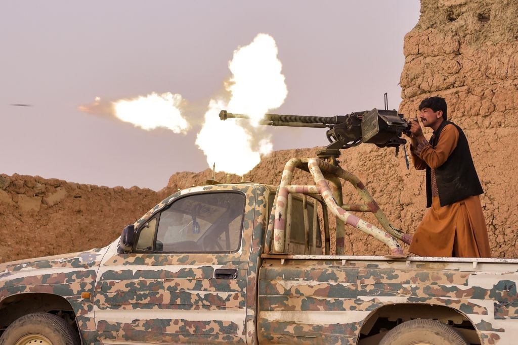 Milicia "Sangorians" entrena para combatir talibanes en Lashkar Gah