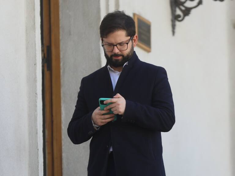 Cambio de gabinete: Presidente Boric alista últimos detalles de ajuste ministerial con foco en Apruebo Dignidad