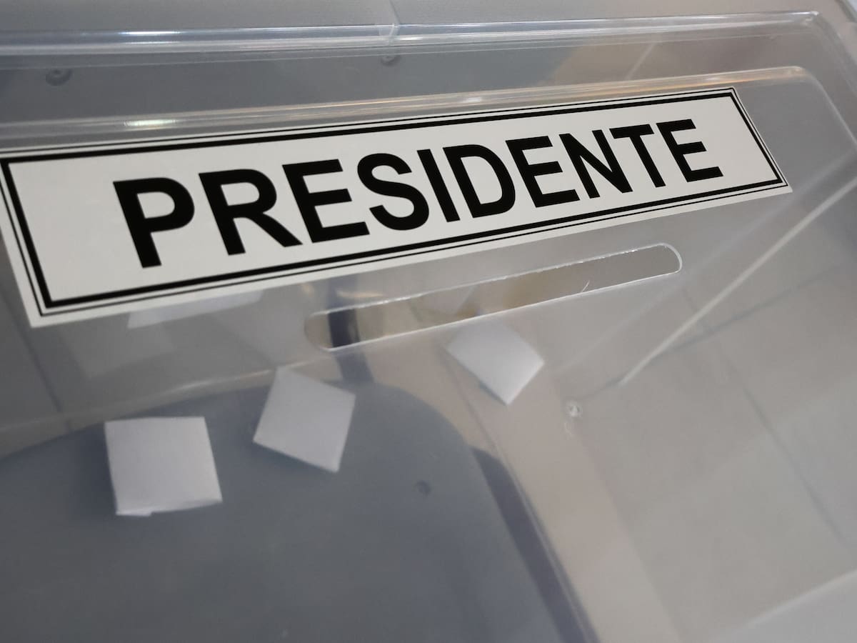 Encuesta CEP presidencial 2025: se proyecta empate técnico entre Kast y Jara junto a una alta participación en votación de noviembre