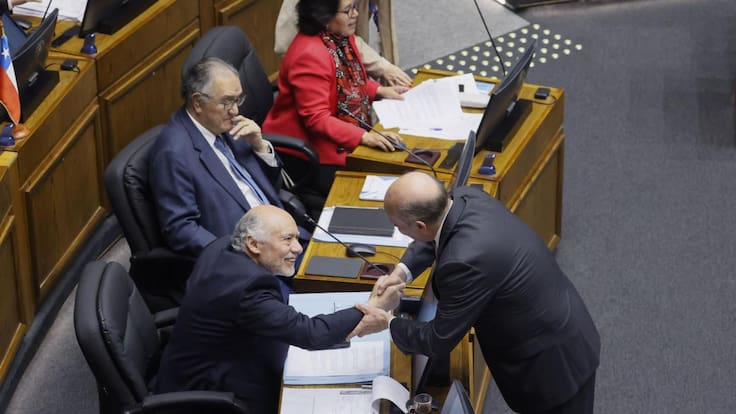 De “herramientas para progresar” a un “salto al vacío”: las reacciones tras la aprobación de la megarreforma en el Senado