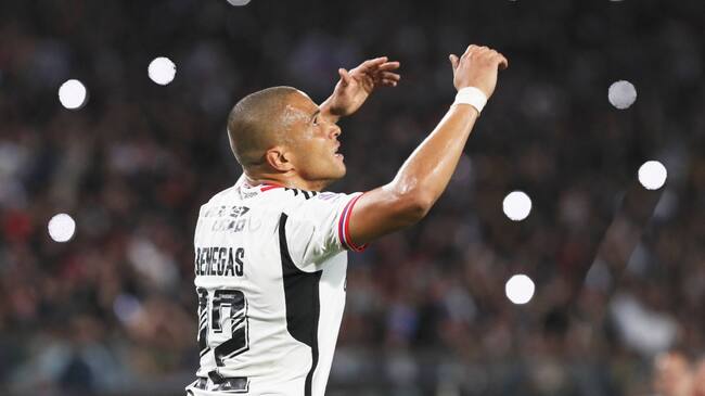 Leandro Benegas y su optimismo con el presente de Colo Colo: "El equipo está al máximo para lograr cosas importantes"