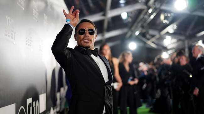 MILAN, ITALY - SEPTEMBER 23: Nurset Gokcecaka "Salt Bae" arrives on the green carpet ahead of The Best FIFA Football Awards 2019 at Teatro alla Scala on September 23, 2019 in Milan, Italy. (Photo by Simon Hofmann - FIFA/FIFA via Getty Images)