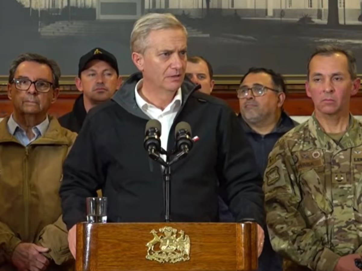 Presidente Kast llama a estar alerta ante nuevo sistema frontal y destaca respaldo ciudadano a Ley de Reconstrucción
