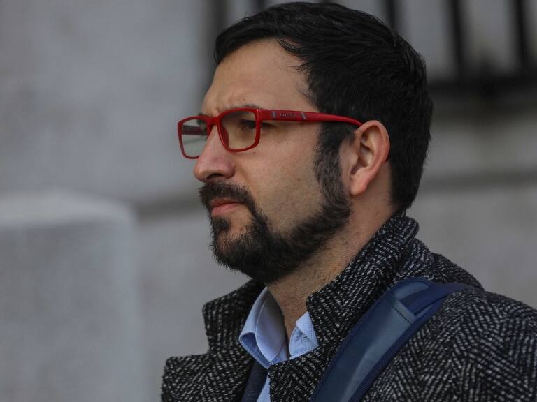 RN envía carta a Presidente Boric para que evalúe la continuidad de Miguel Crispi tras no denunciar Caso Convenios