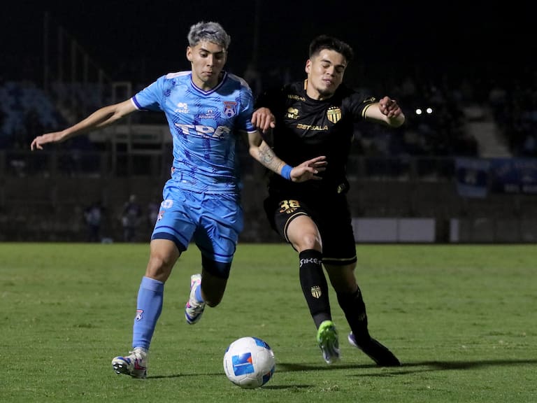 Bombazo en la Primera B: clubes acusan a San Marcos de Arica ante la ANFP por incumplimientos financieros