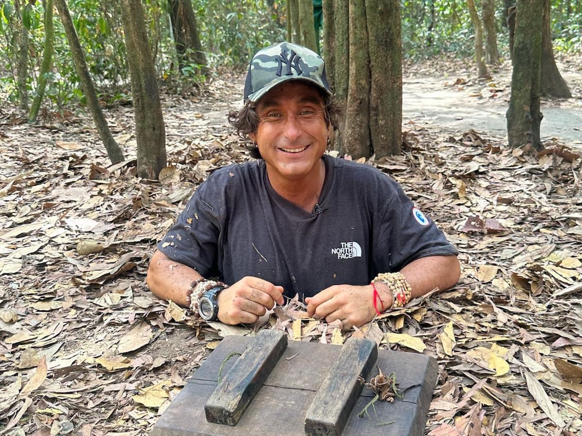 Quién era Claudio Iturra, el periodista recordado por sus programas de viaje en la TV chilena que murió a los 43 años
