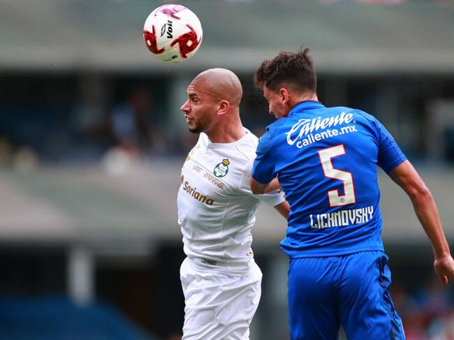 Lichnovksy en un Cruz Azul-Santos Laguna