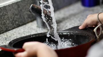 Corte de agua de 30 horas en dos comunas de la región Metropolitana: calles afectadas, horarios y puntos de abastecimiento
