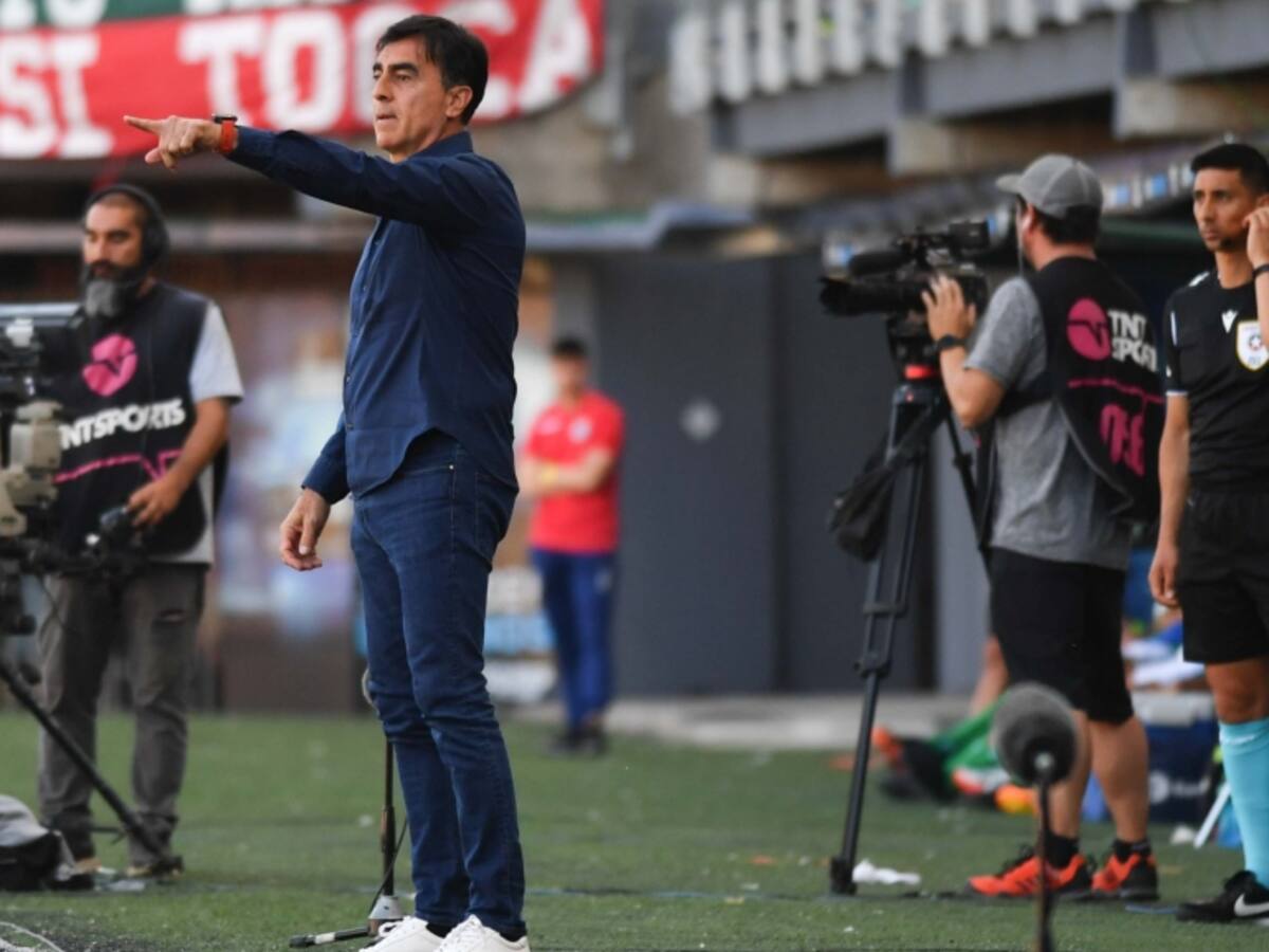 Gustavo Quinteros pone mesura en Colo Colo ante la chance de ser bicampeón: «Estamos cumpliendo el objetivo de estar en Copa Libertadores»
