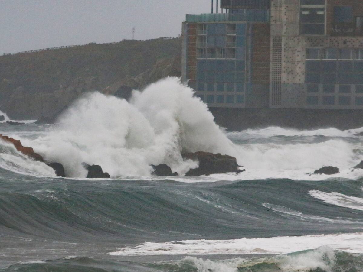 Investigador del CIGIDEN y efecto de las marejadas: “Las playas retrocedieron un poco, tuvieron unas cuantas salidas, pero no fue algo excepcional”