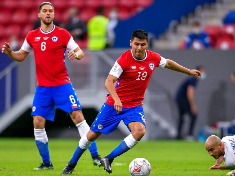 Tomás Alarcón descarta la chance de dejar el fútbol español: "No tengo ganas ni oportunidad de volver a Chile"