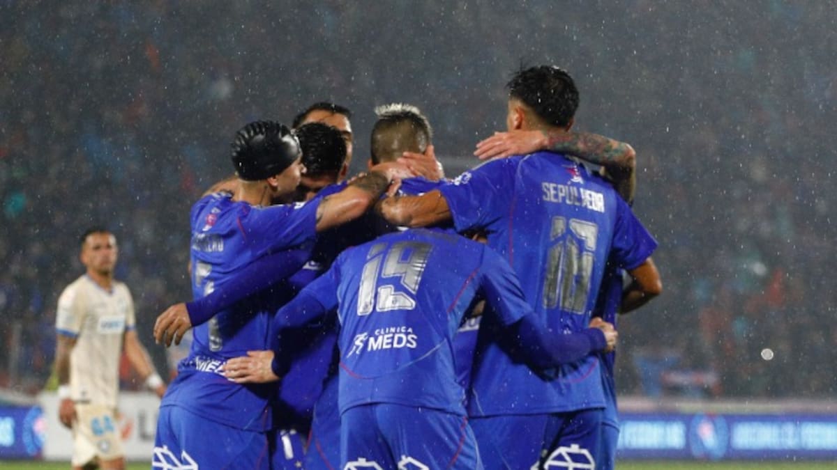 Álvarez mueve la pizarra: la formación que prepara la U para enfrentar a O’Higgins en el Campeonato Nacional
