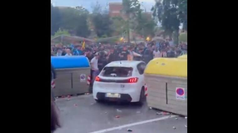 Atropello masivo a hinchas del Espanyol marcó la previa del ‘Clásico Catalán’ | Captura de pantalla