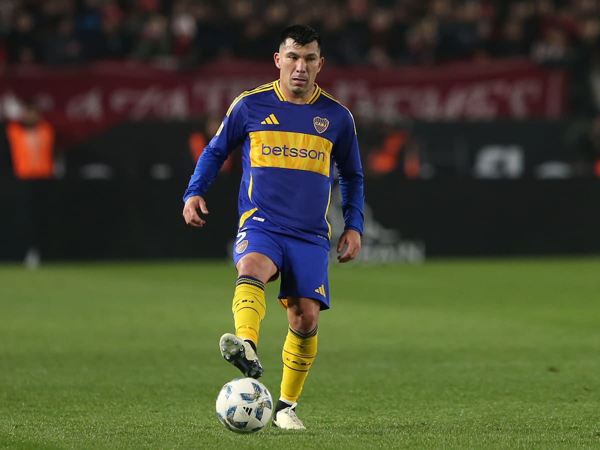 La decisión que tomó Fernando Gago con Gary Medel en su primera citación como DT de Boca Juniors