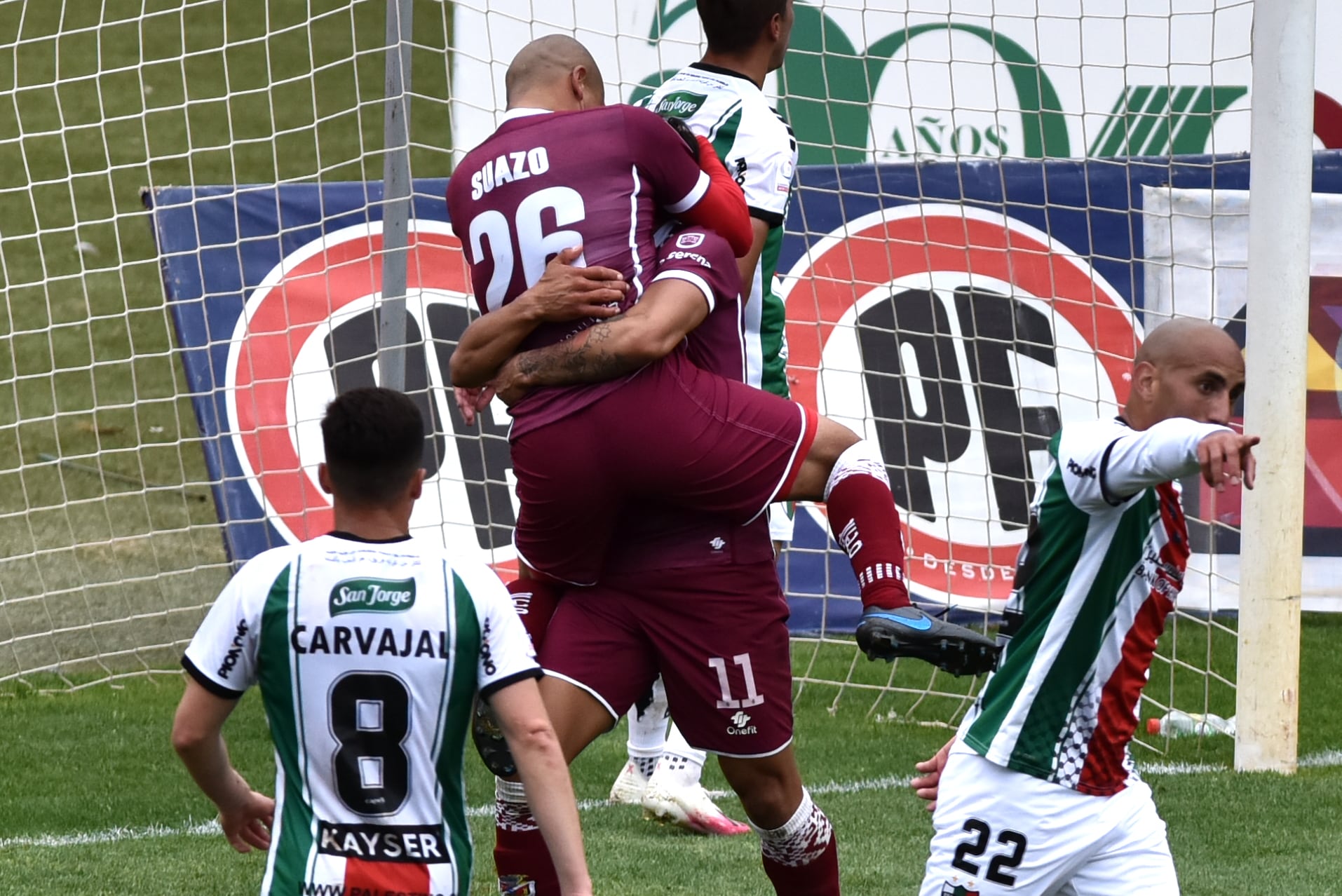 14 DE OCTUBRE DE 2020/LA SERENAJugadores de La Serena en festejo de un gol, durante el partido por la fecha 15 del Campeonato Nacional AFP PlanVital 2020, entre Deportes La Serena y Palestino, disputado en el Estadio La Portada.
FOTO: ALEJANDRO PIZARRO UBILLA/AGENCIAUNO