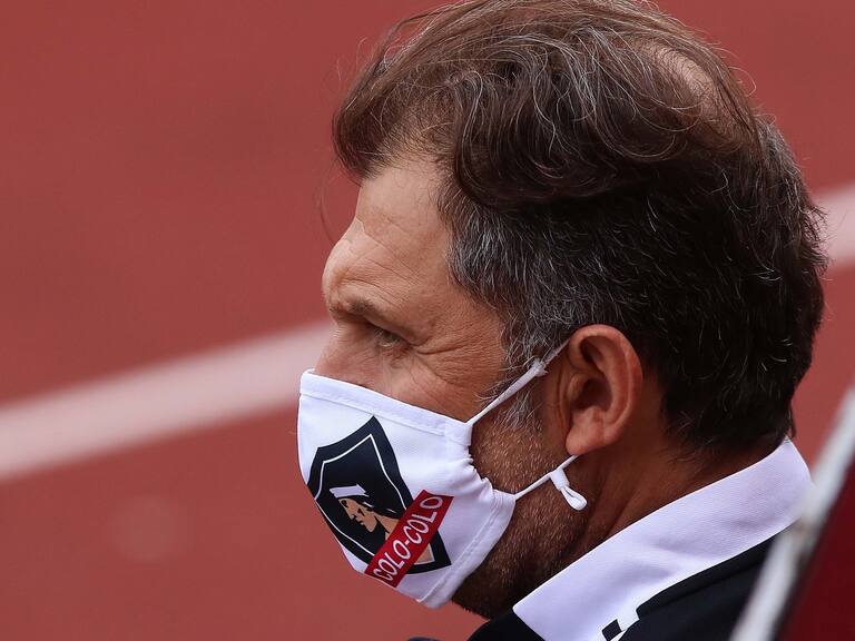 Aníbal Mosa apuntó contra Alfredo Stöhwing: «Esperemos que se adapte rápidamente y entienda lo que es Colo Colo»