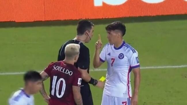 Marcelino Núñez es expulsado luego de apenas 13 minutos en cancha ante Venezuela