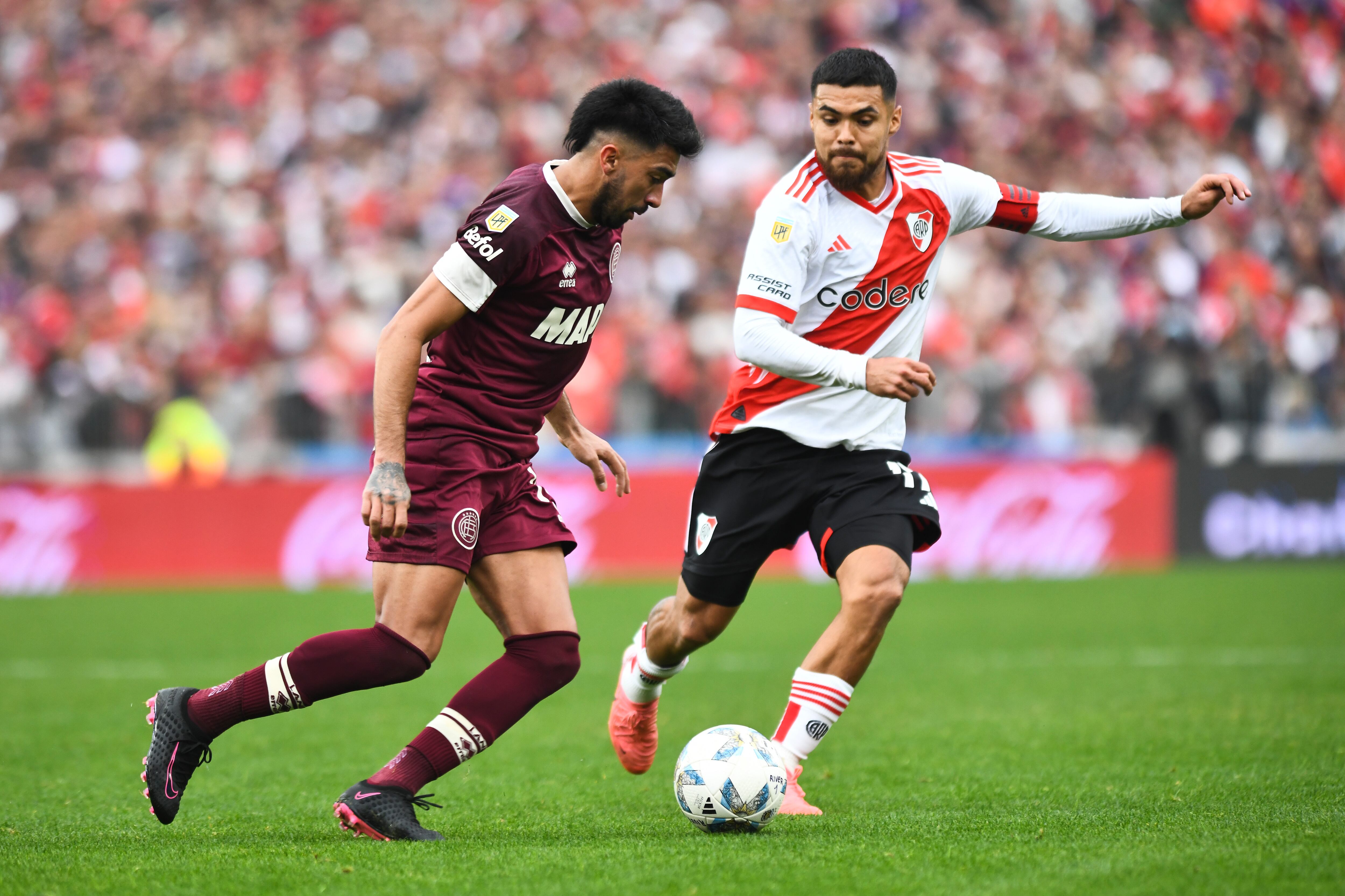 Paulo Díaz fue titular y capitán en un River Plate que cedió un empate frente a Lanús | Getty Images