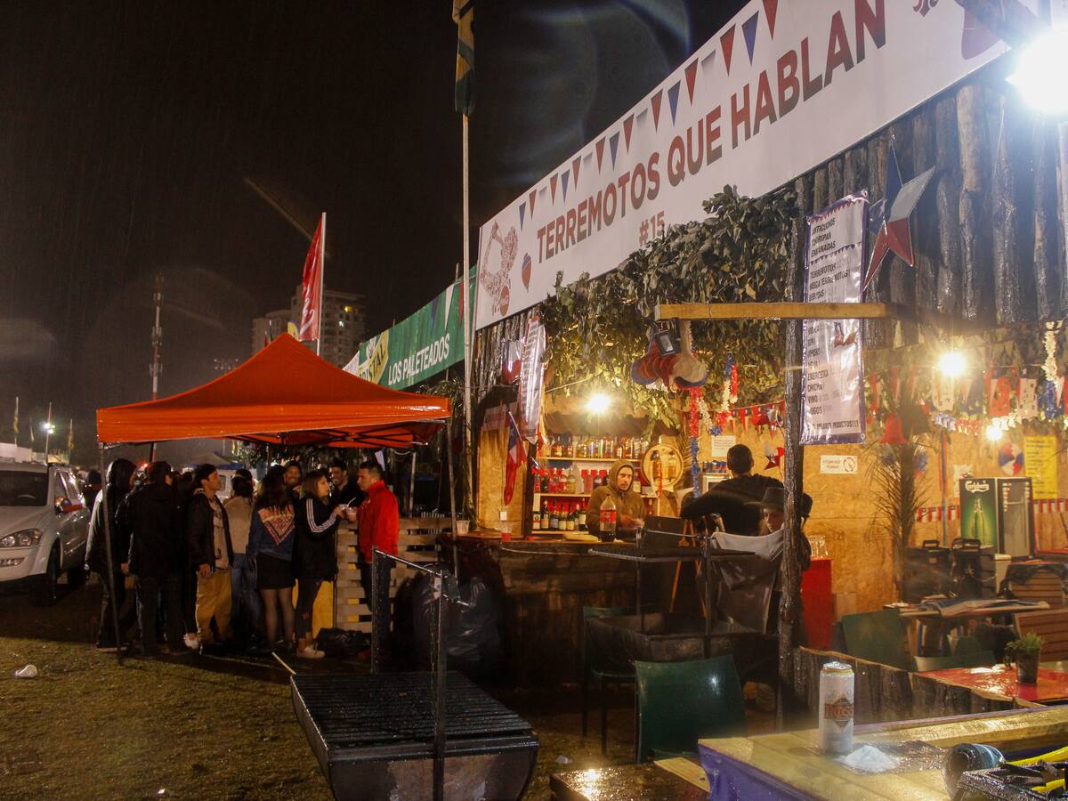 Lluvias en Santiago: Municipalidad confirma que las fondas del Parque O’Higgins no se suspenden