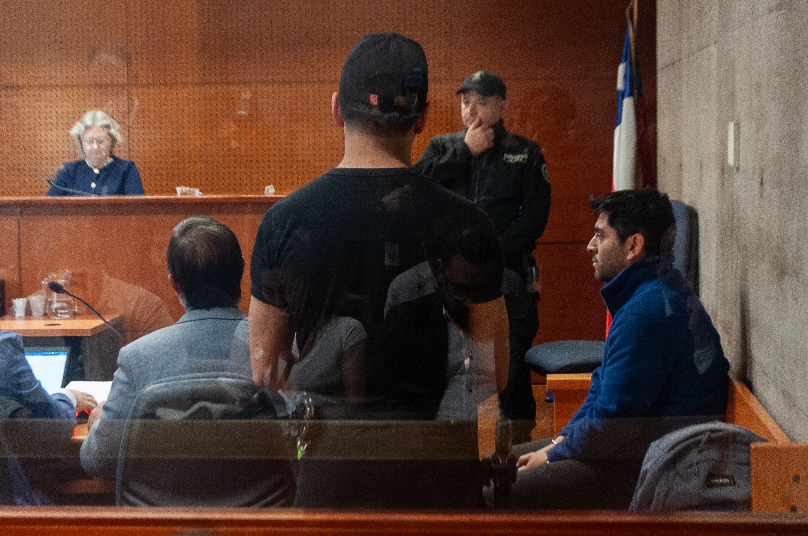 18 DE MAYO DEL 2026 / SANTIAGO
Audiencia de formalización del padre de la niña de 2 años que falleció en Las Condes, luego de caer desde un piso 11.
FOTO: VICTOR HUENANTE / AGENCIAUNO