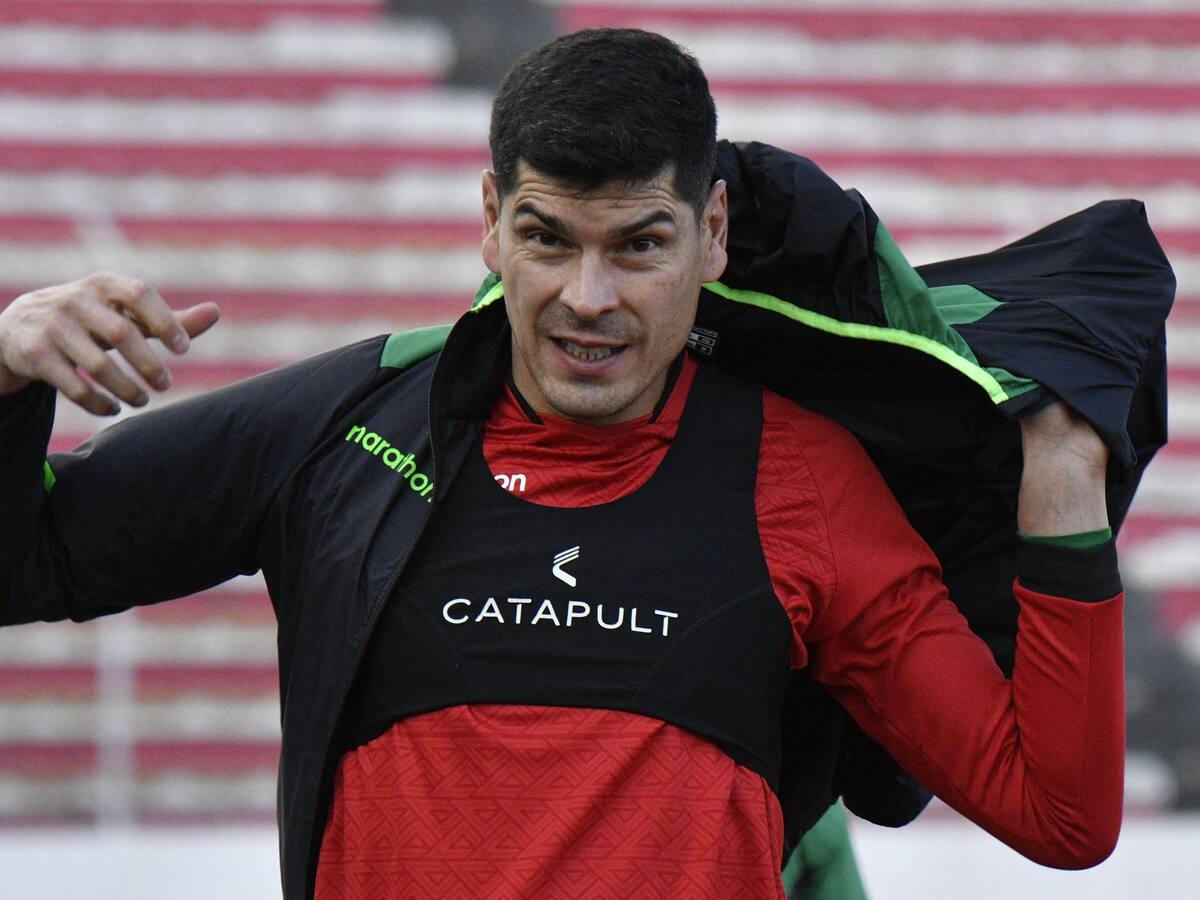 Carlos Lampe podría volver a jugar por Bolivia para enfrentar a La Roja