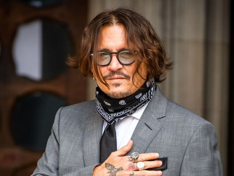 Johnny Depp -Luis XV - película