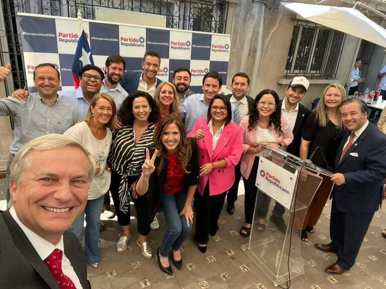 Instagram @joseantoniokast