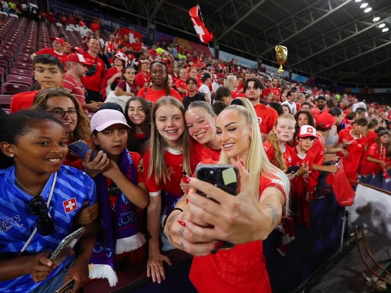 Ha jugado solo 9 minutos, pero sigue siendo la estrella: la futbolista que causa furor en la Eurocopa Femenina